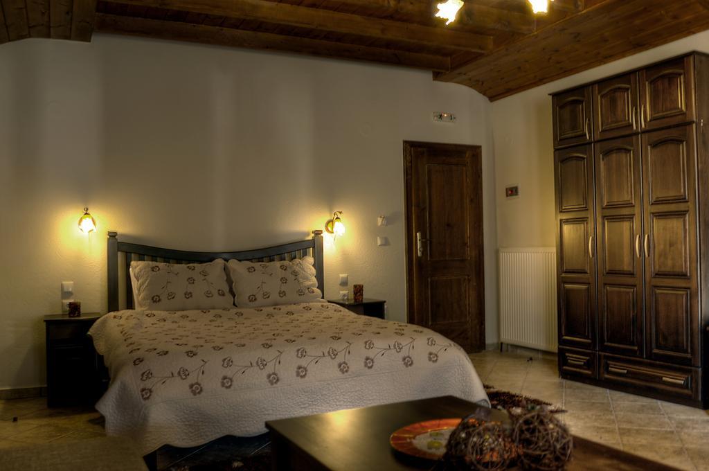 Toula Rooms Ángistron Kamer foto