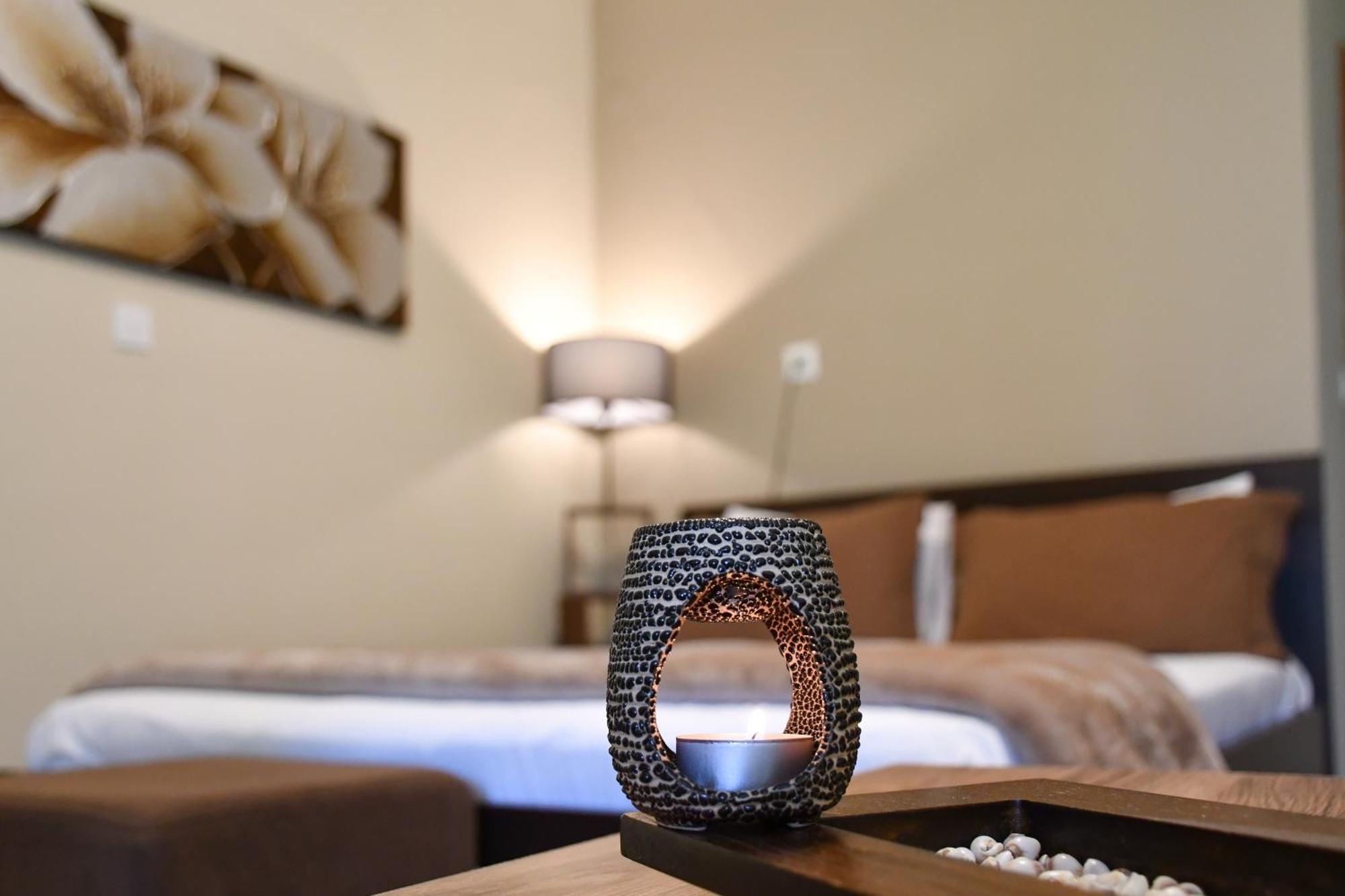 Toula Rooms Ángistron Buitenkant foto