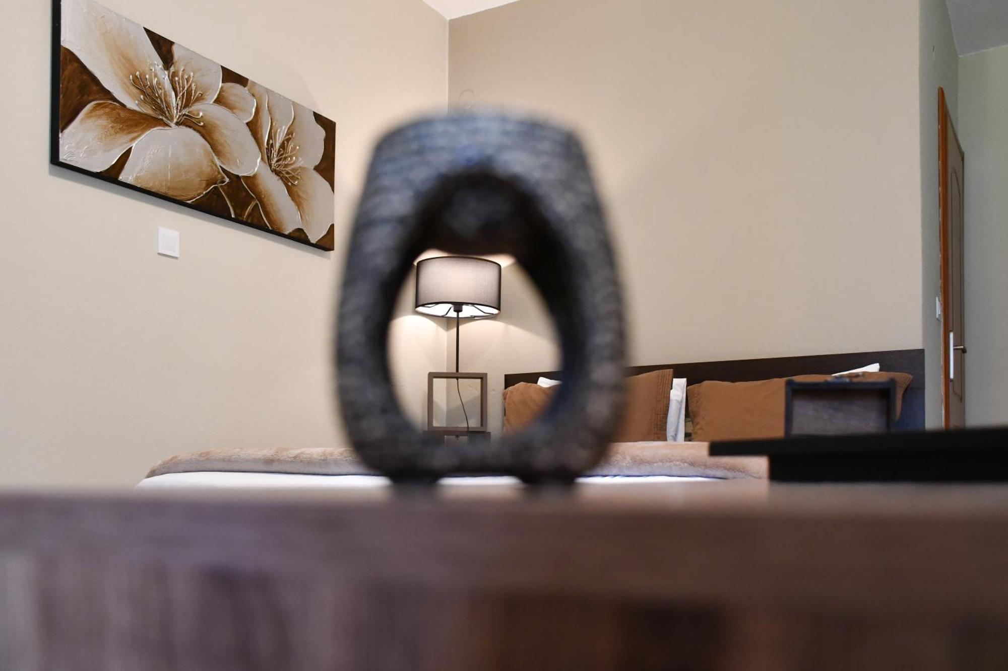 Toula Rooms Ángistron Buitenkant foto