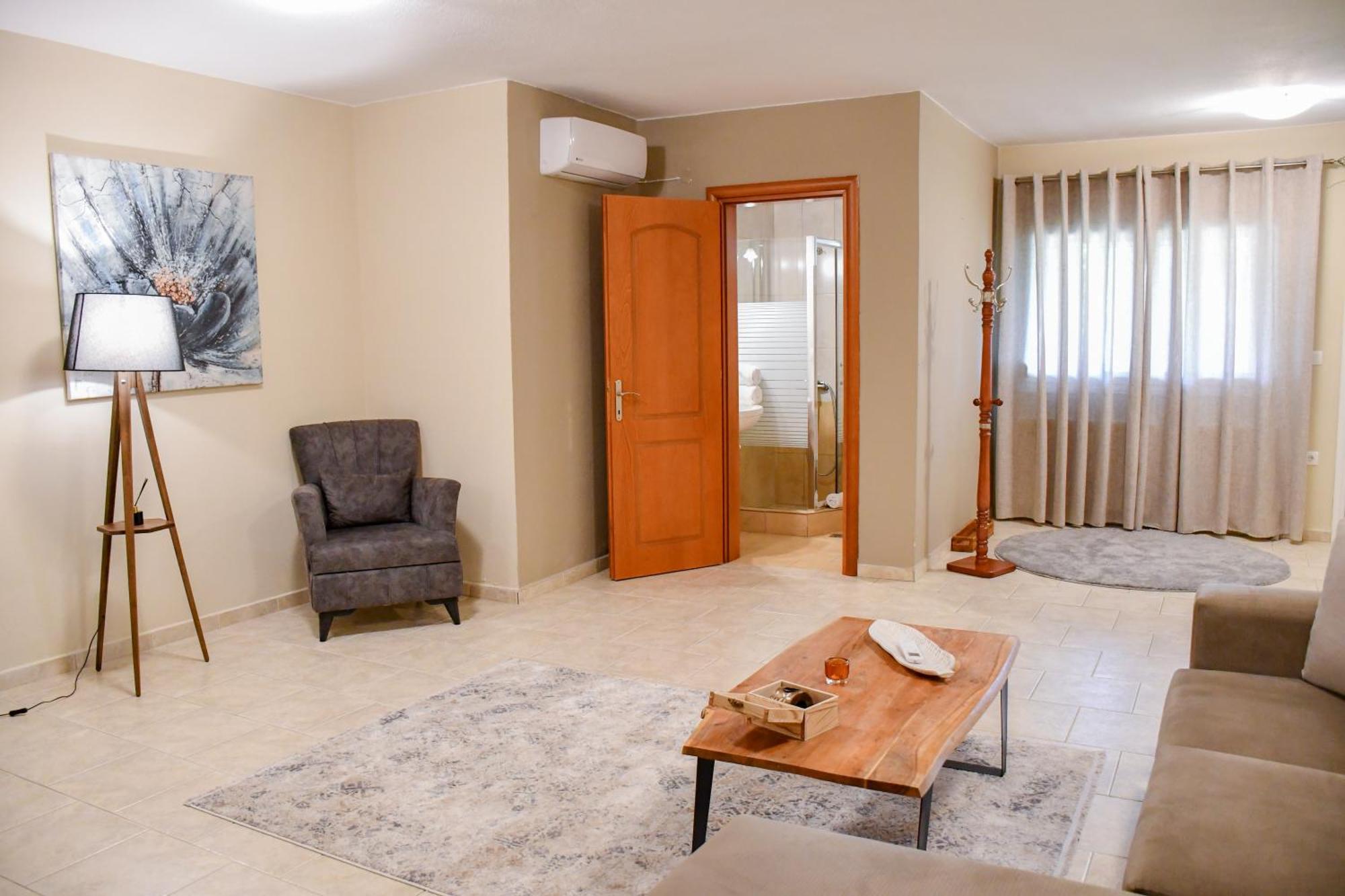 Toula Rooms Ángistron Buitenkant foto